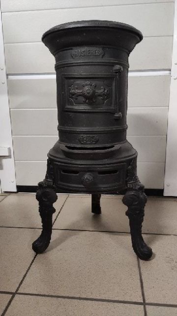 po-le-bois-charbon-ancien-raret-d-occasion-boncourt-pour-chf