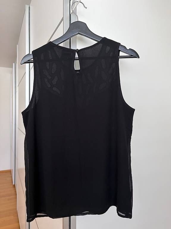 Vero Moda Top: Vero Moda Top schwarz Gr. M neuwertig – Usato da Zürich venduto da hauszwoelf 1