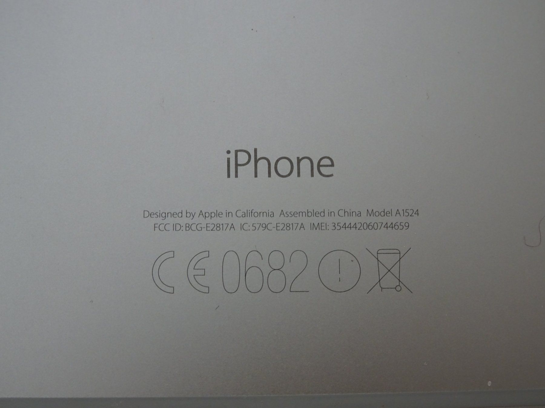 Apple Telefoni cellulari / Smartphones: Apple SET Ipad Iphone A1524 A1474 A1387 A1387 Code gesperrt! – Usato da Goldswil b. Interlaken venduto da troedlermarkt-goldsw 3