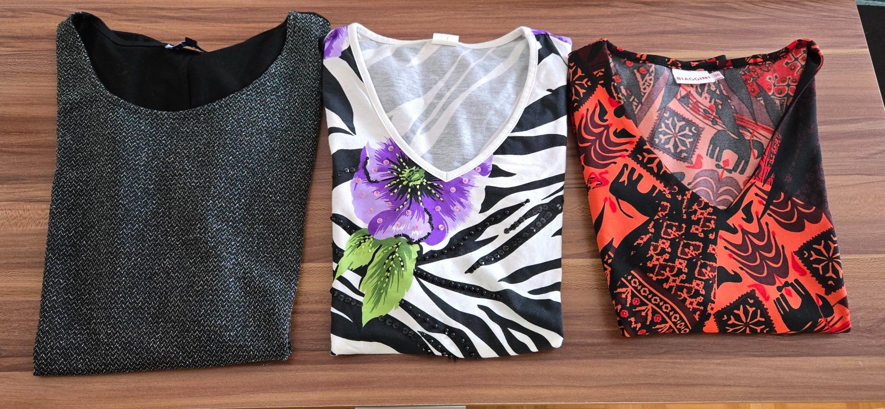 Lotti di vestiti: 3 Damen Shirts, Grösse 36/38 – Usato da Adlikon b.Regensdf venduto da YvZi