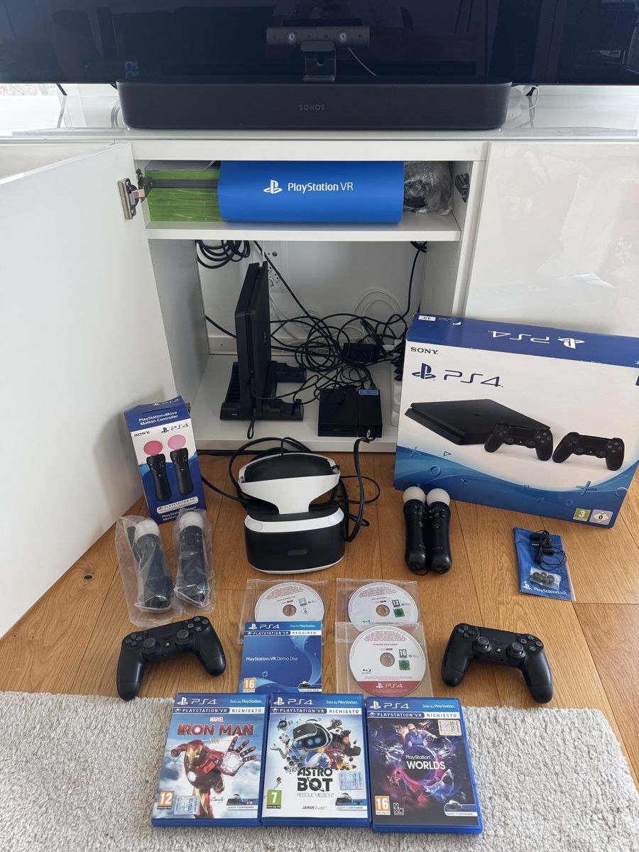 Sony Console: PlayStation 4 Slim 1TB Complete VR Bundle | 2 DualShock | 4  – Usato da Zürich venduto da Keller110
