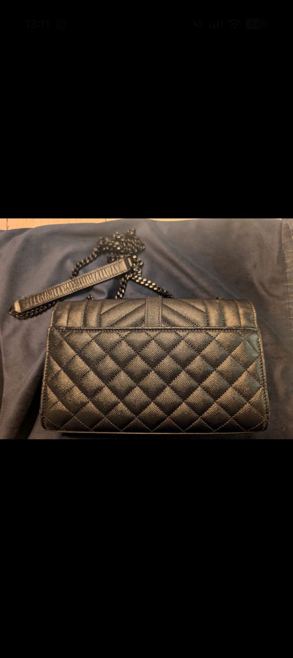 Saint Laurent Borse: Sac à main Saint-Laurent Envelop medium – Nuovo (secondo la descrizione) da Les Avanchets venduto da ale_2prq 1