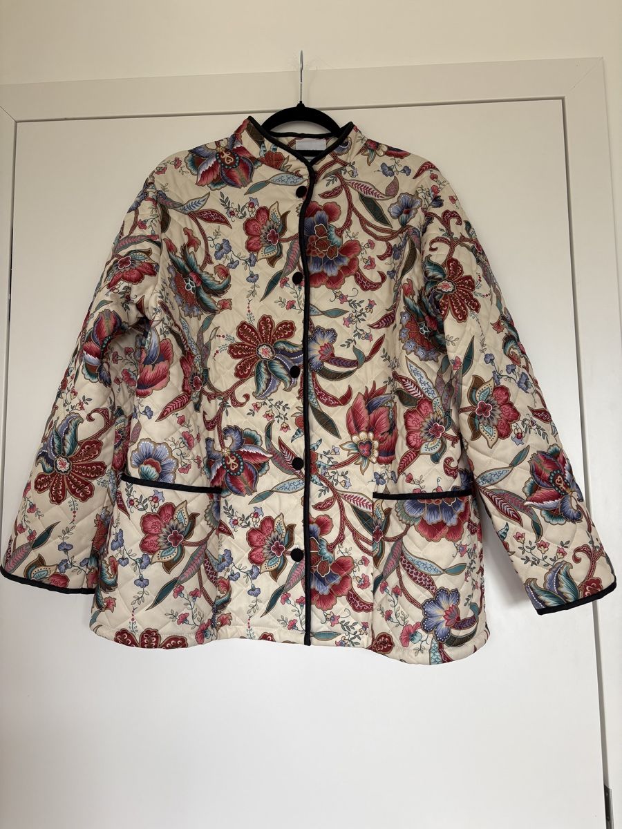 Manteaux: Manteau Damart vintage mi saison taille 42 – Neuf (Voir description) à Prilly par mai_ktw8