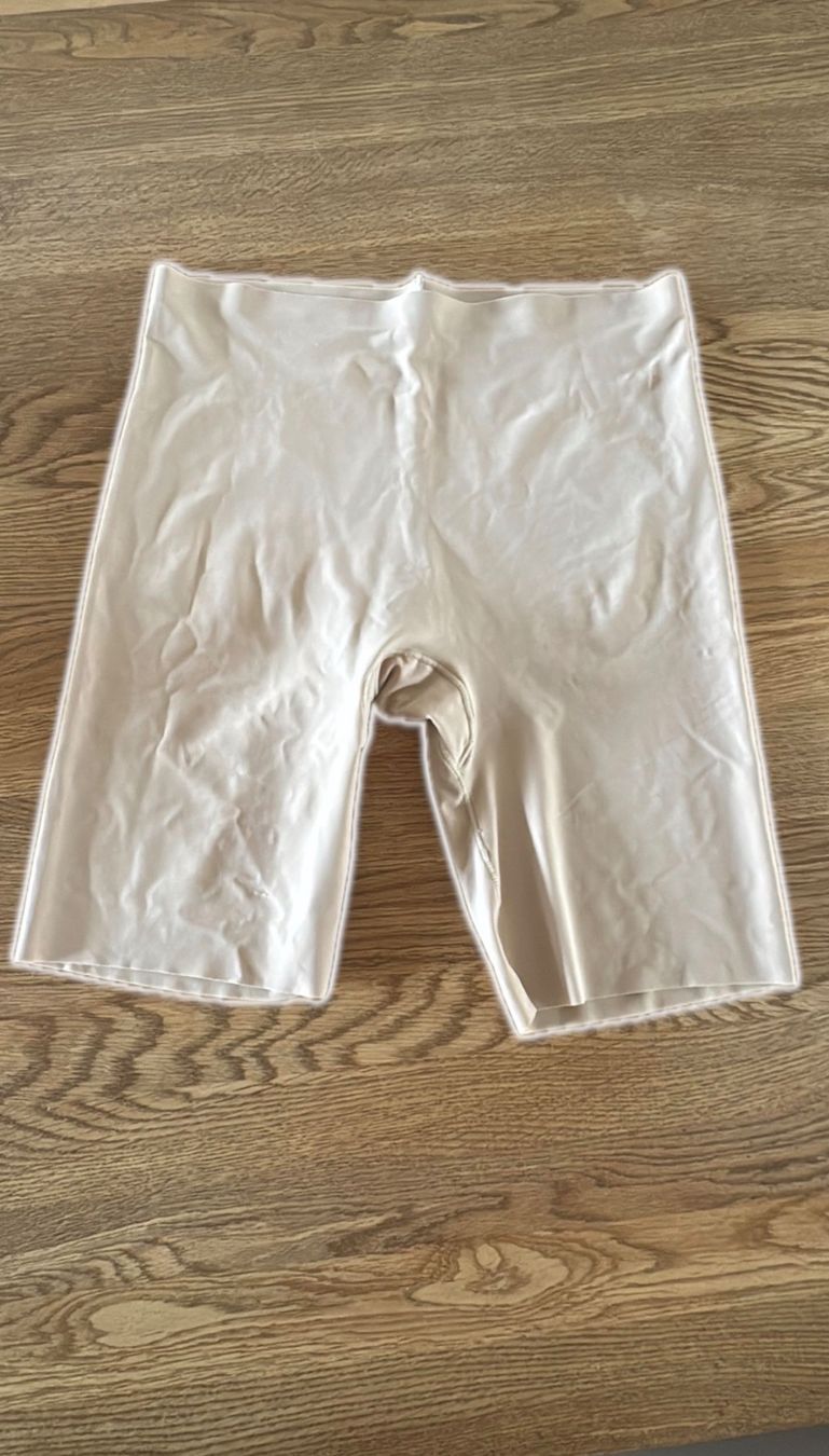 Altra biancheria intima: Shapewear Shorts s/m – Usato da Glashütten venduto da jane8