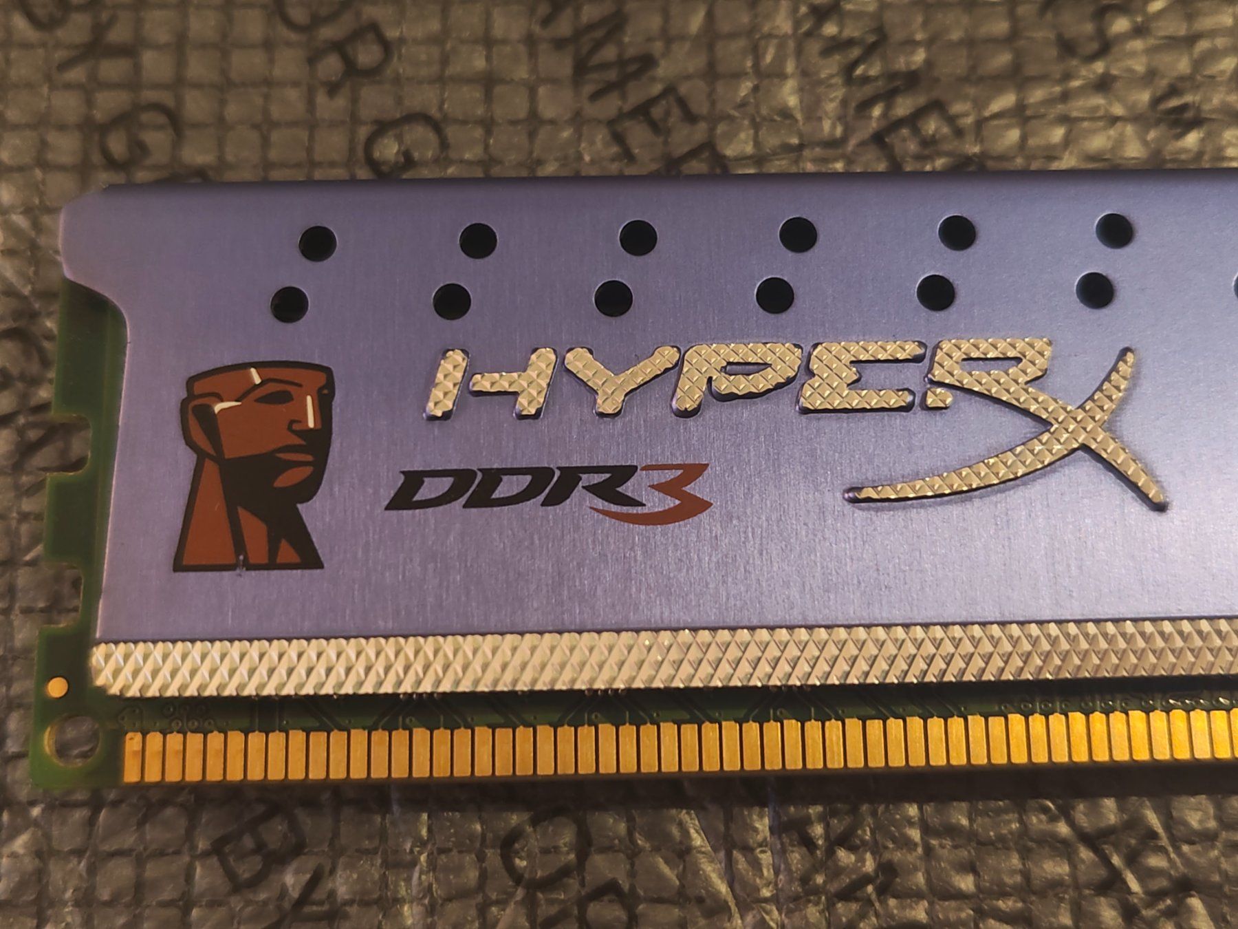 Hyperx Memoria / RAM: Kingston HyperX DDR3 16Go - Kit de Ram – Usato da Seiry venduto da Zhe_AngryBm 2