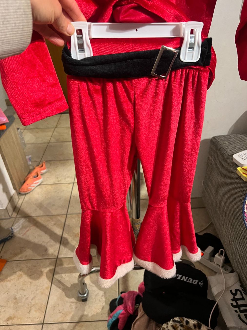 Costumi: Weihnachtskostüm Kinder Gr. 100 – Usato da Zermatt venduto da B.15.v02 2