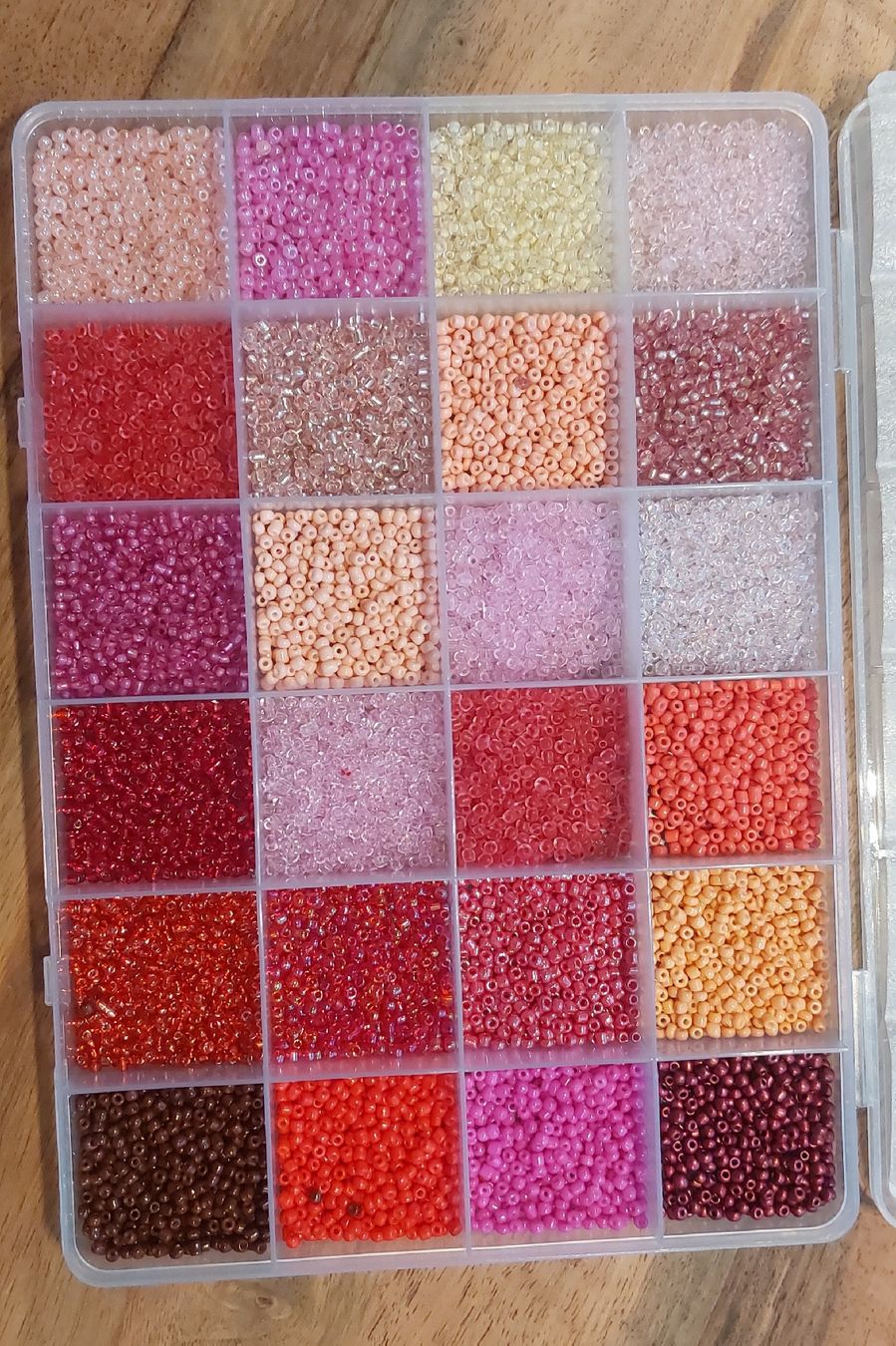 Kit bricolage: Bastelperlen sieben Set sortiert in Boxen diverse Farben – Nuovo (secondo la descrizione) da Egg b. Zürich venduto da NiLaLe 4
