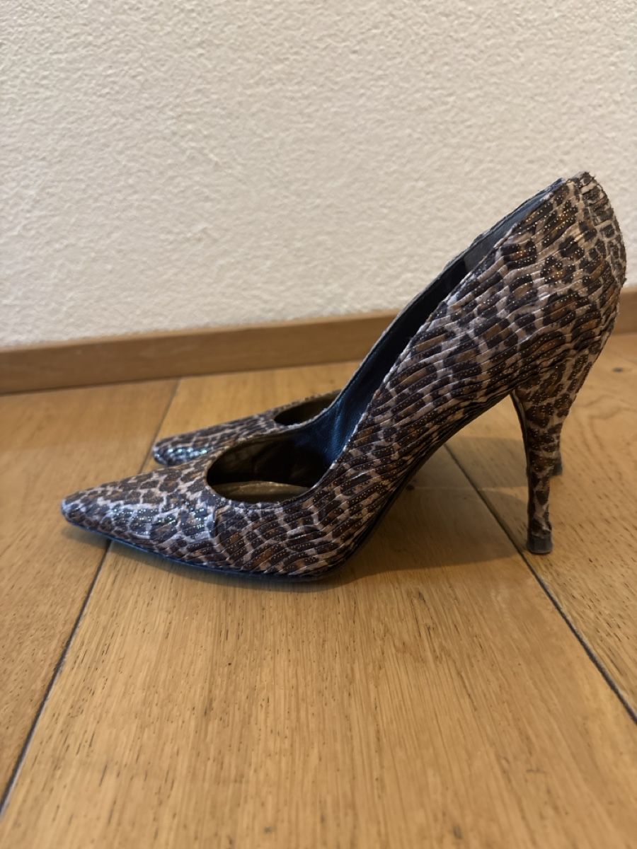 Stuart Weitzman Scarpe da donna: Stuart Whitman Heels 37.5 – Usato da Basel venduto da xia_wk9v 1