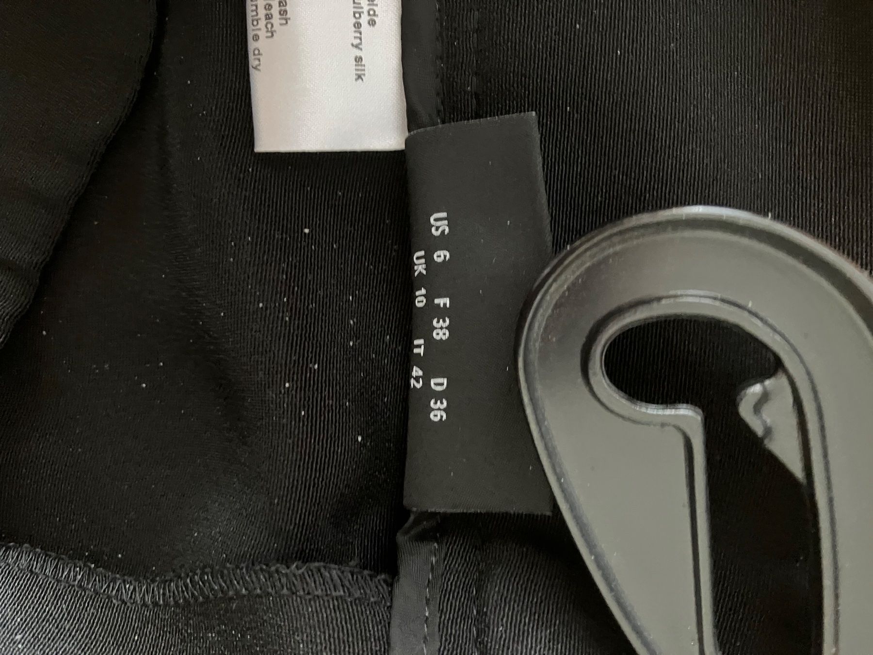 Akris Pantaloni: AKRIS Hose schwarz NEU – Usato da Dachsen venduto da eselwelpe 2