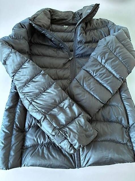 Giacche: Ultralight Down Jacker von Uniqlo dunkelblau Grösse S – Usato da Bern venduto da Delirious