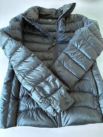 Ultralight Down Jacke von Uniqlo dunkelblau Grösse S