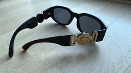 Versace Sunglasses - Black frames - Summer is coming! 😎