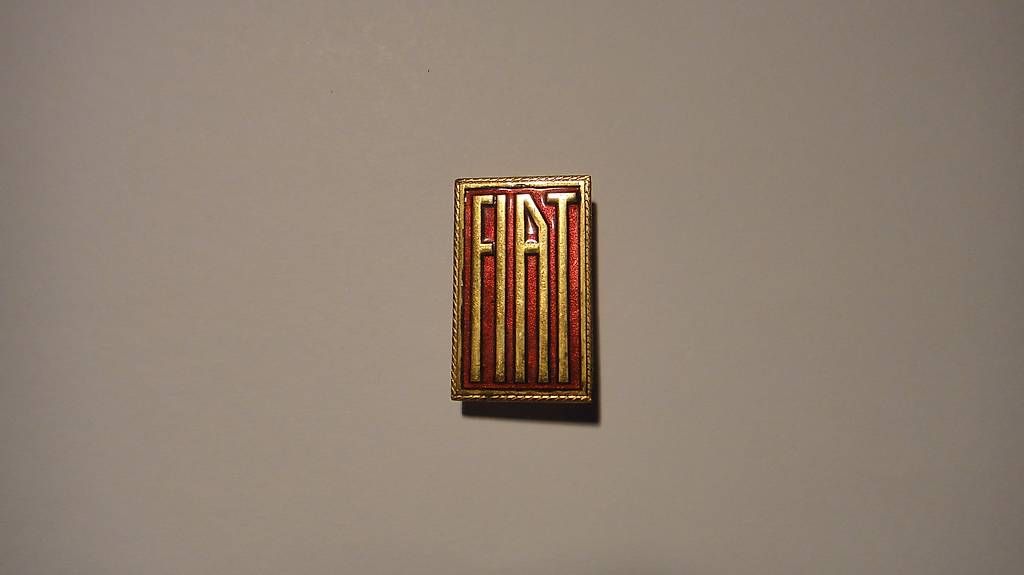 Fiat Placchette & Badge: FIAT années 60 – Usato da Lausanne venduto da mic_nf2y 4