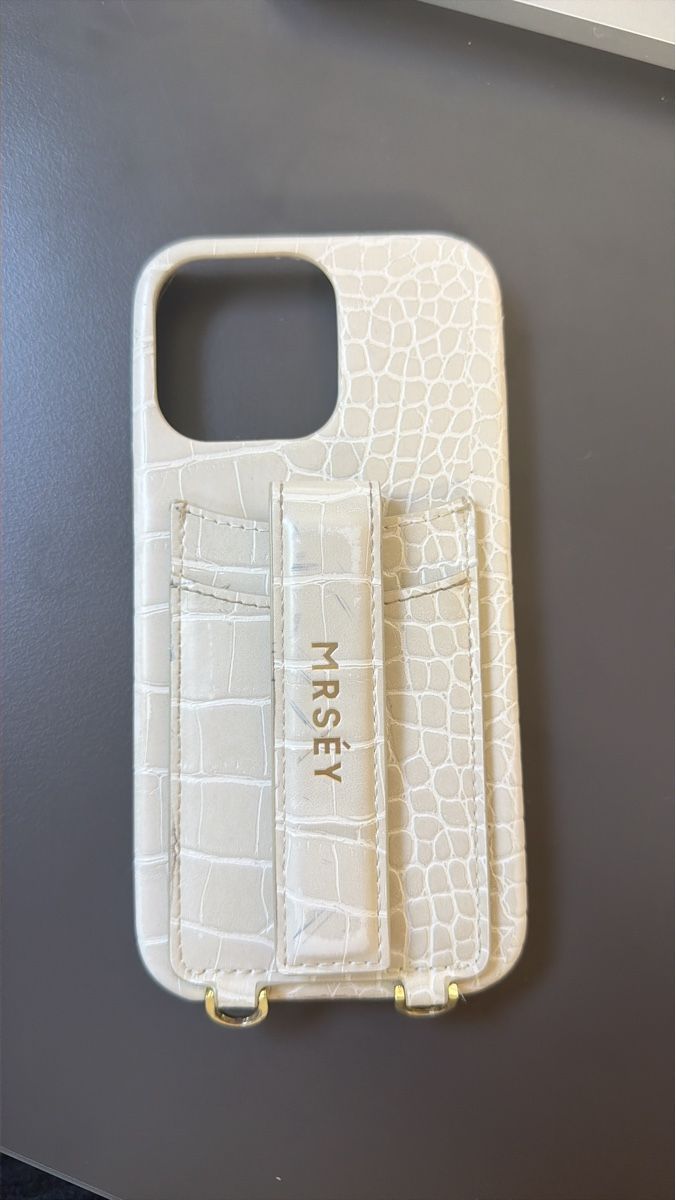 Mrséy Coques & Protection écran: MRSEY Handycover  | Iphone 14 pro max – D'occasion à Sempach par sarahlovesummer