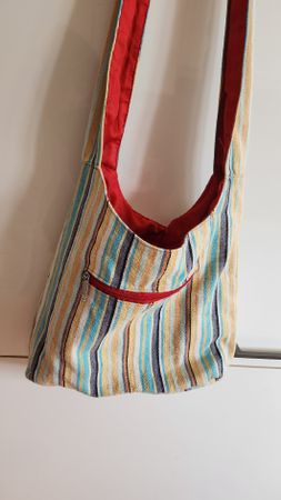 Gestreifte Umhängetasche, aus den 80er Jahren 