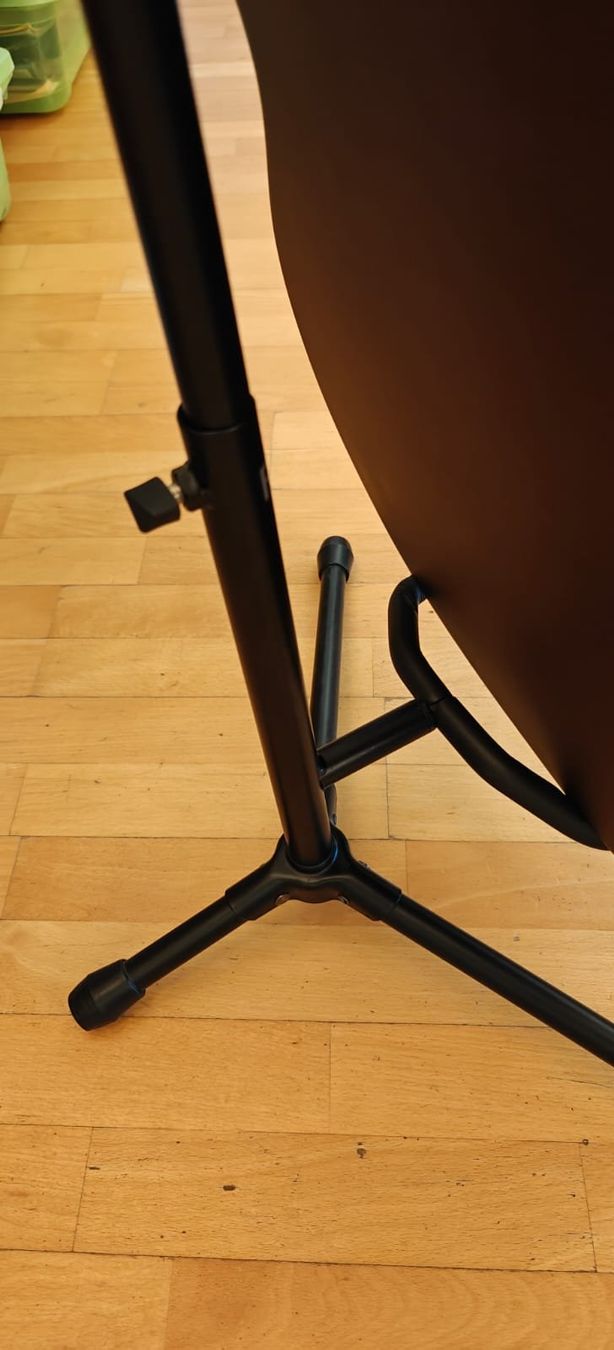 Supporti per strumenti musicali & leggii: Gitarrenständer – stabil & platzsparend – Usato da davos dorf venduto da wvandeveen 3