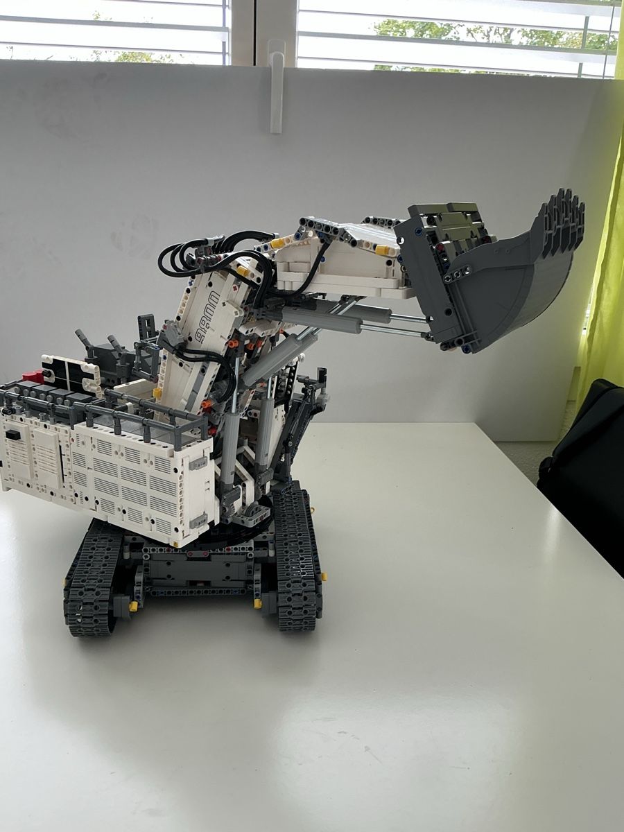 Lego Jouets: LEGO Technic 42100 – Liebherr R 9800 Bagger. – Neuf (Voir description) à Sarnen par Krause69 9