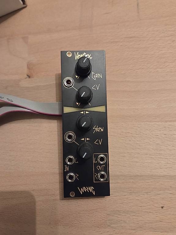 Strumenti musicali: Worng Vertex Eurorack Modul  – Usato da Zürich venduto da Flvr 2