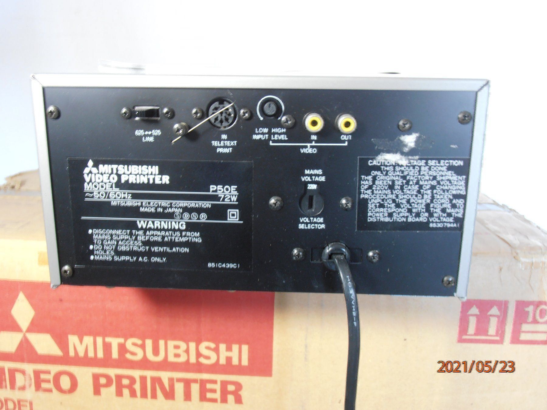 Mitsubishi Stampanti: Videoprinter mit Thermopapier Jahr: 1985 – Nuovo (secondo la descrizione) da Bischofszell venduto da Museumscafe 9