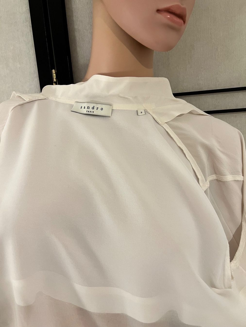 Sandro Camicette: Sandro Bluse Seide und Polyester, Grösse 2 – Usato da Bergdietikon venduto da pinkerton13 6