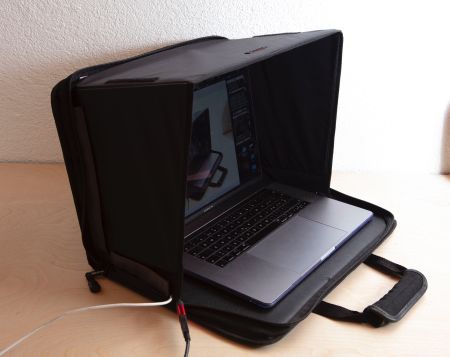Seaport – Foto-Shooting Laptoptasche mit Sonnenschutz
