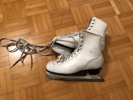 Schlittschuhe (Groesse 34)