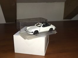 Porsche 911 (Typ 930) Targa 1/43 no Minichamps