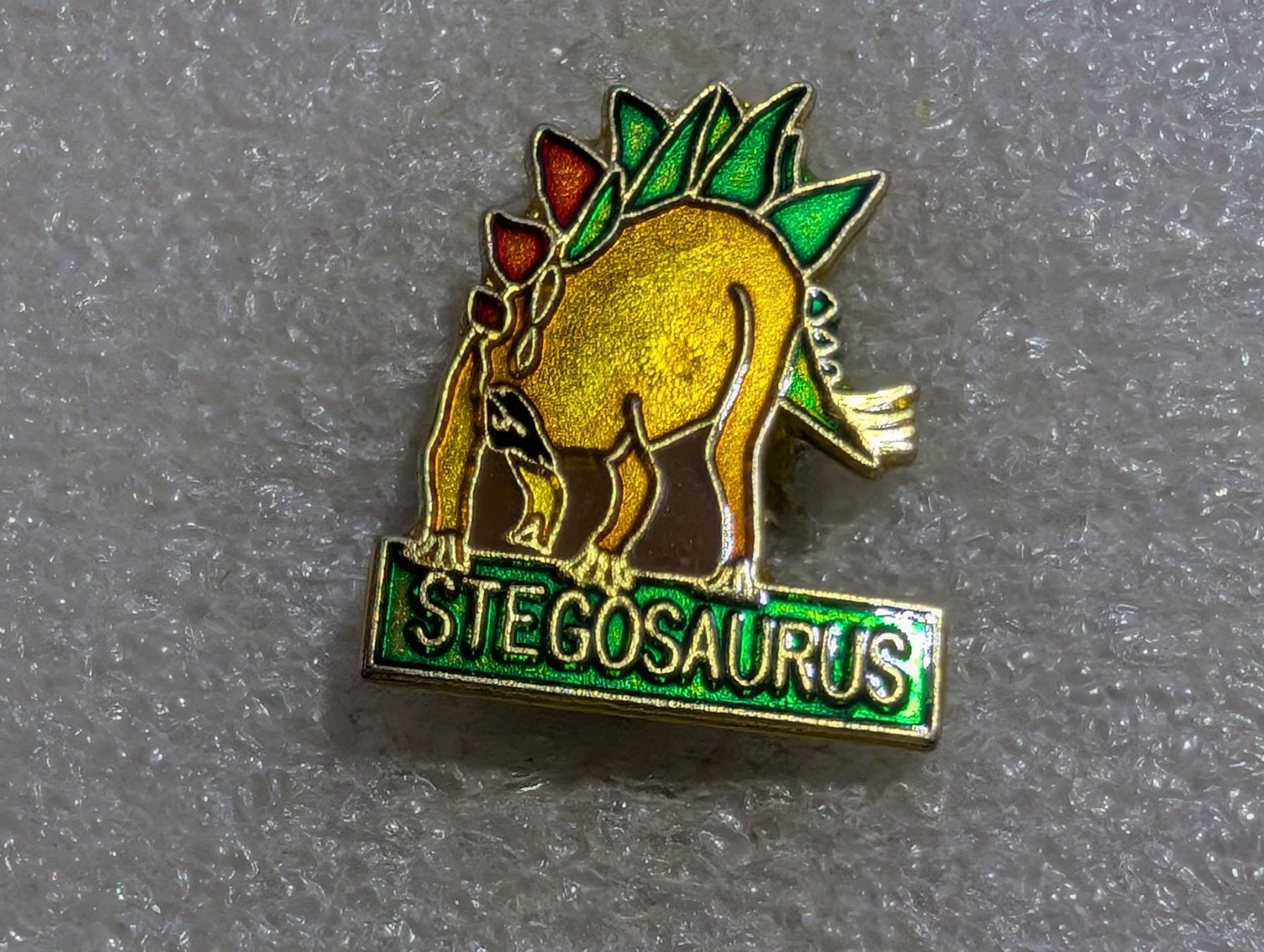 Placchette & Badge: Ansteckpin 156: Dinosaurier – Usato da Oppligen venduto da Pin-Fall-Shop