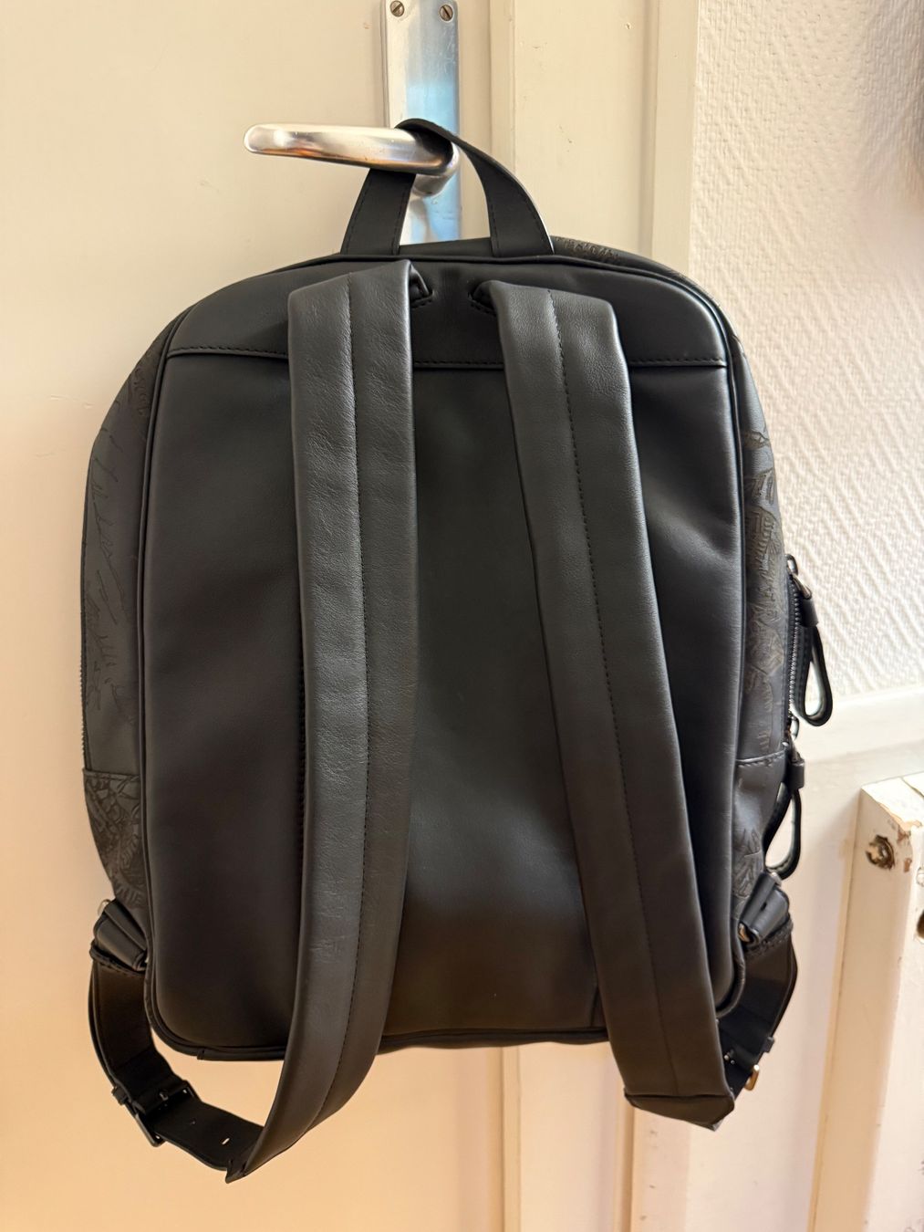 Bally Zaini: Sac à dos Bally en cuire – Nuovo (secondo la descrizione) da Genève venduto da Igoreuf 1