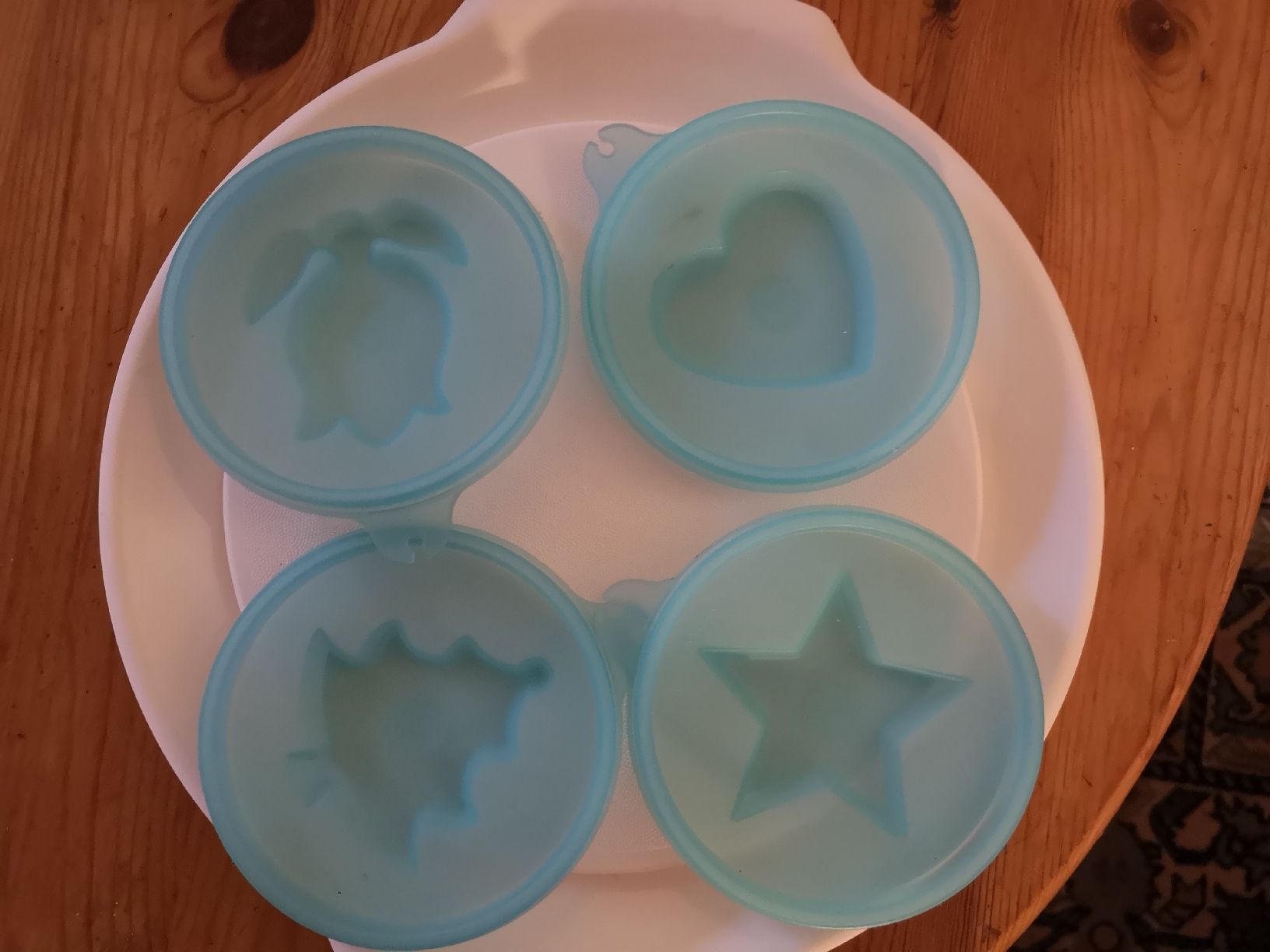 Tupperware Teglie da forno: Moule pâtisserie Tupperware  – Usato da Nyon venduto da bicounette66 1