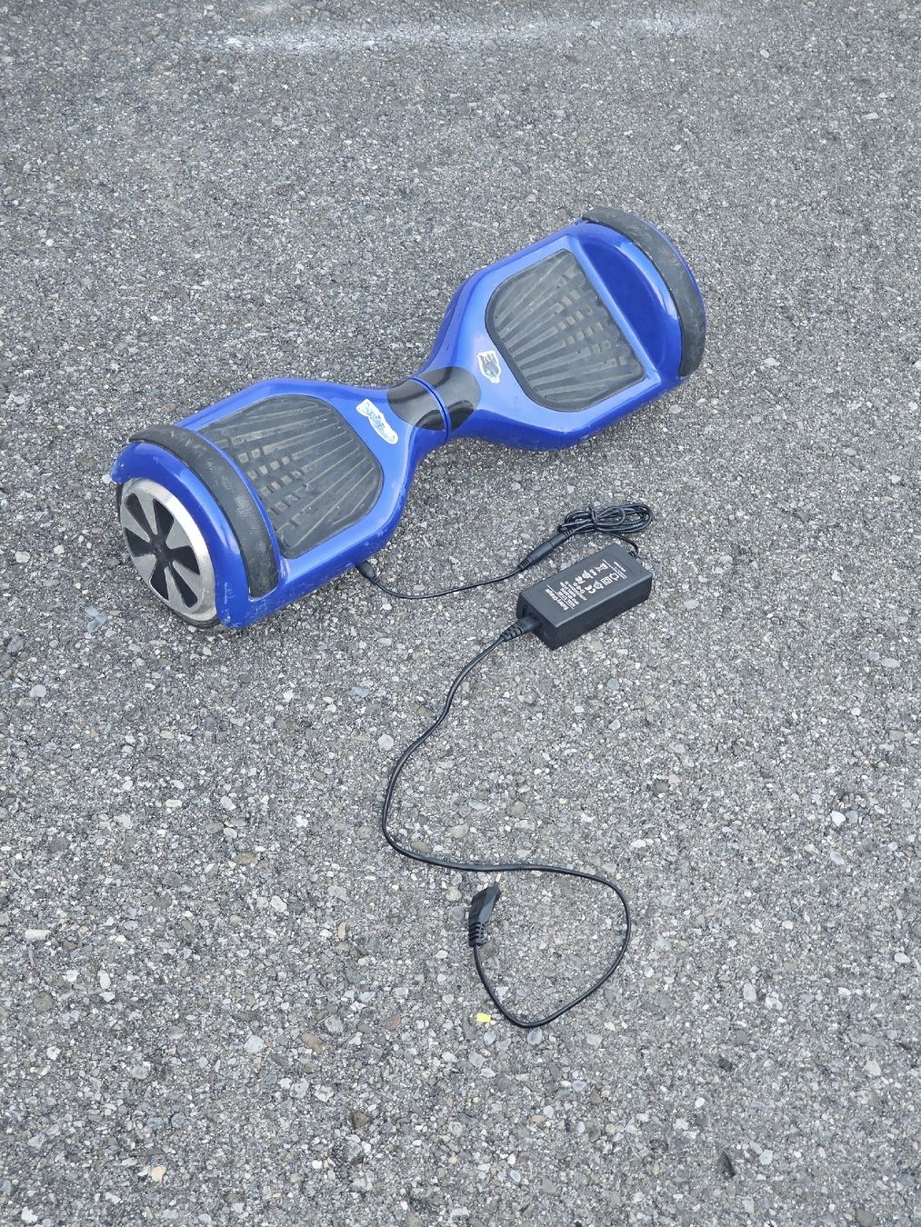 Hoverboards: Hoverboard Denver bleu avec chargeur – D'occasion à Bulle par Bflowx
