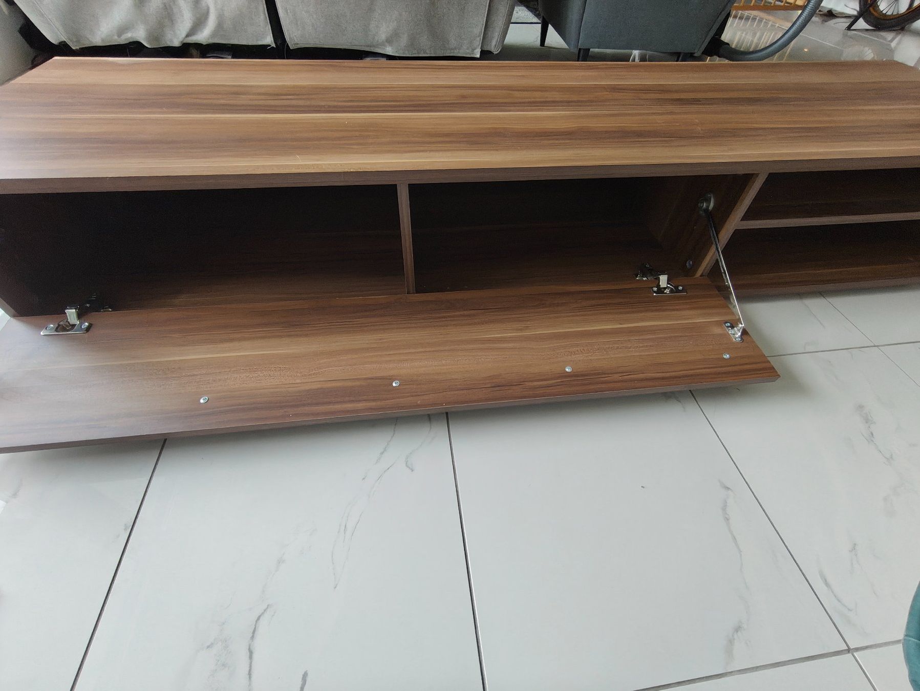 Mobili TV: TV Möbel 176cm Lang – Usato da Burgdorf venduto da Strohmi88 1