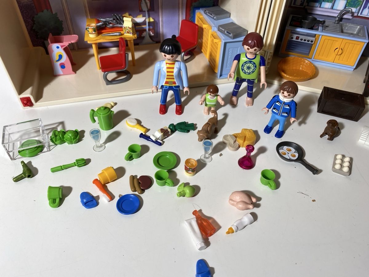 Playmobil Giocattoli: Playmobil Puppenhaus – Usato da Winterthur venduto da ben_9vxx 3