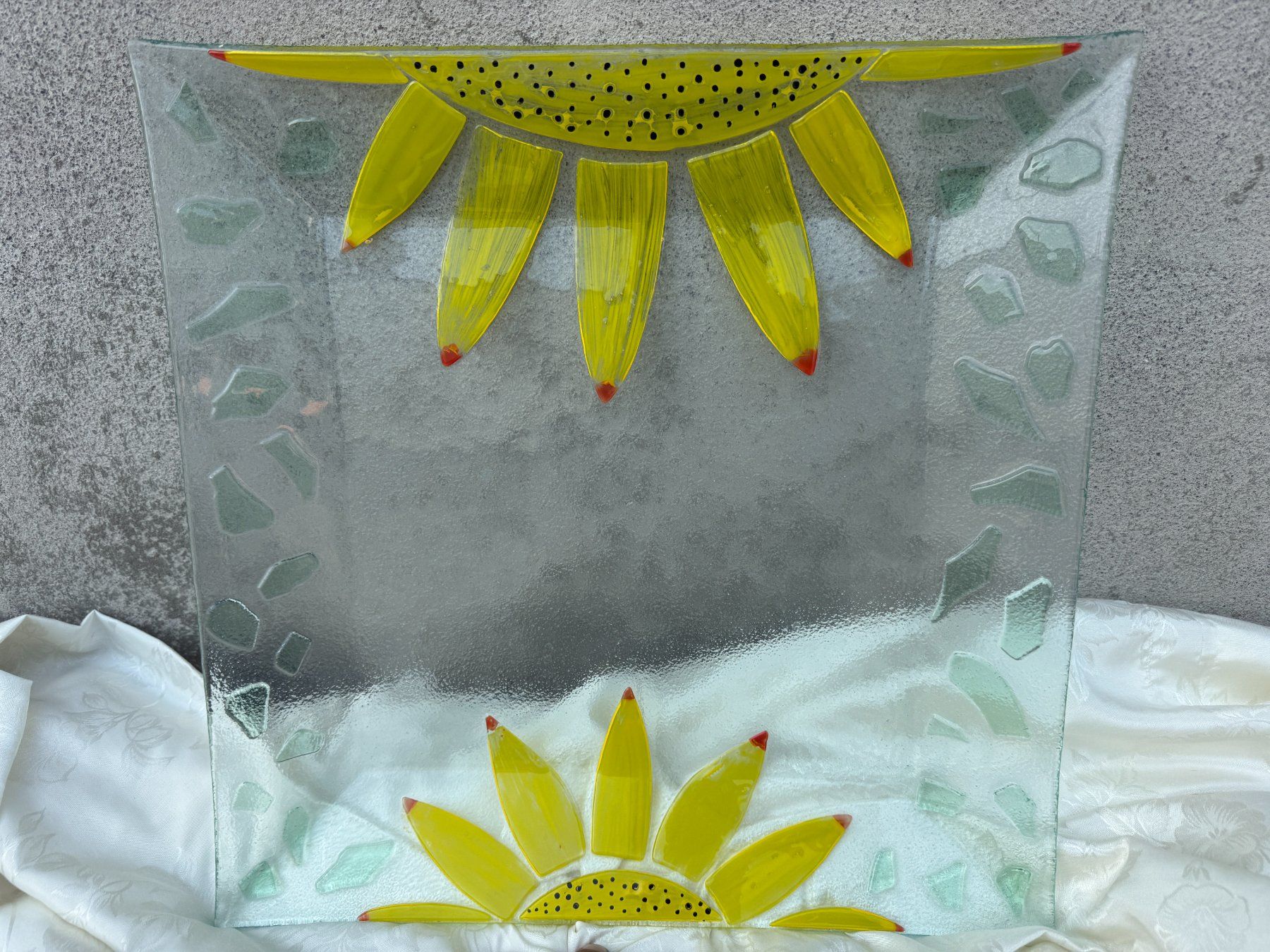 Piatti di portata: Glasplatte 40 x 38,5 cm große handbemalt – Usato da Vacallo venduto da cri_229f 1