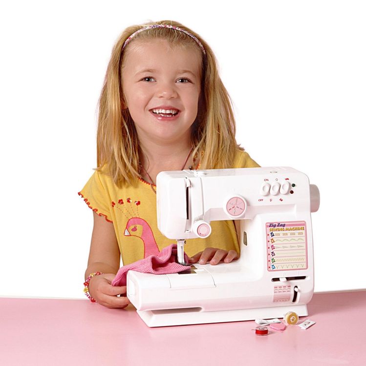 Zig Zag & Straight Lockstitch Children’s Sewing Machine Kaufen auf Ricardo