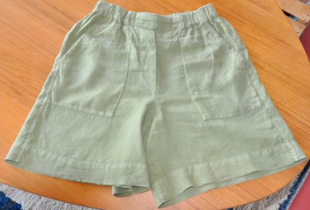 Sommerlicher Hosenjupe aus Leinen, Khaki/Olivgrün, Grösse S