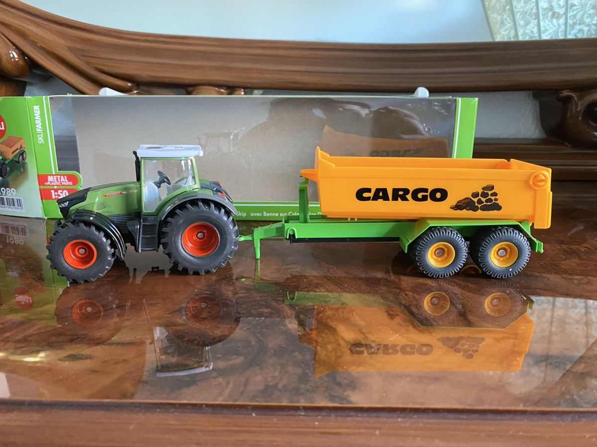 Siku Modellini d'auto: Siku Traktor mit Anhänger  – Nuovo e nell'imballaggio originale da St. Margrethen SG venduto da Alfista_159 4