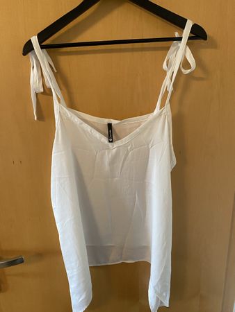 Damen Top Chicorée Weiss Grösse M neuwertig