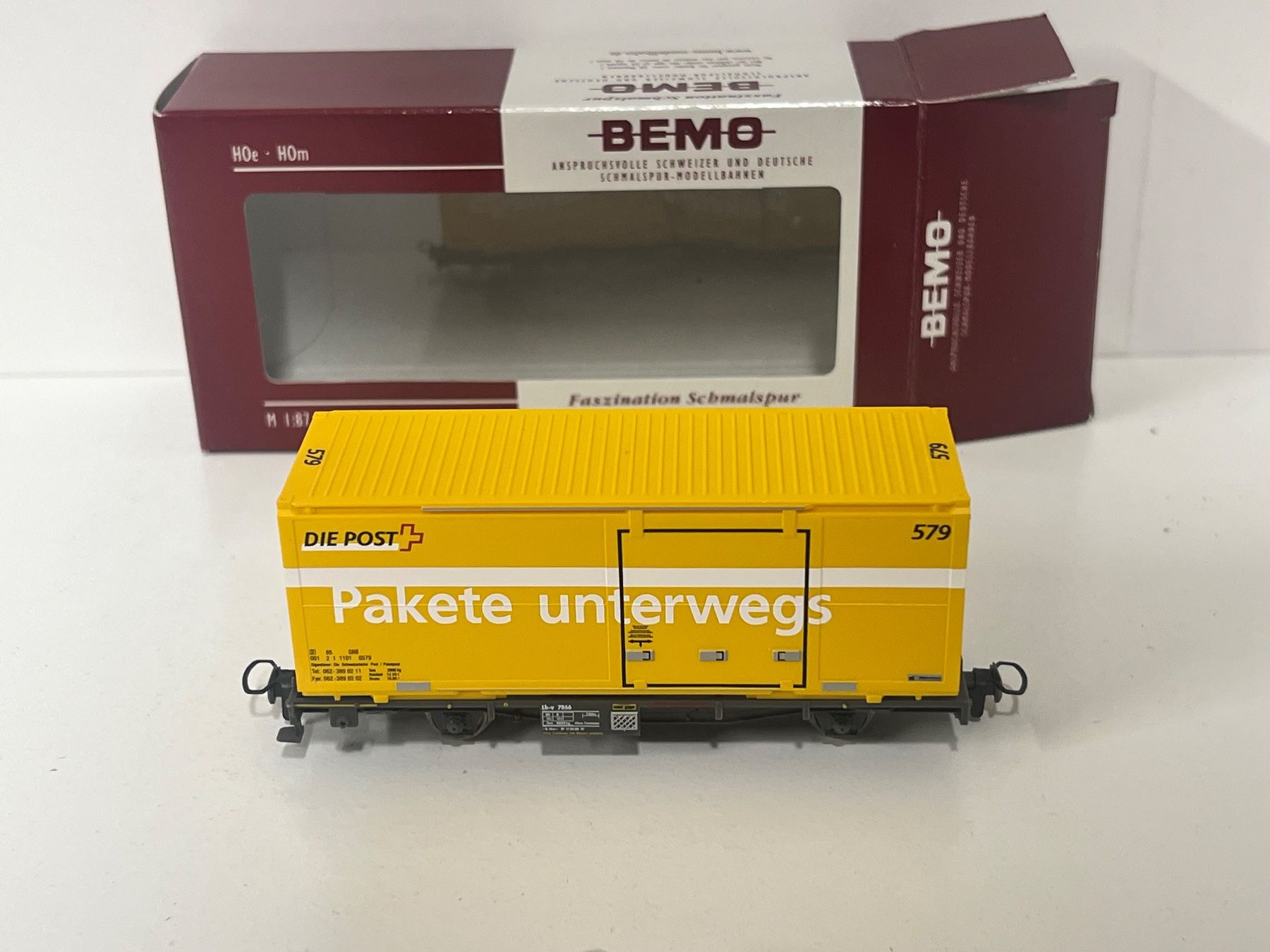 Bemo Modellini di ferrovie: Bemo Rhb  Postcontainer Nr.579 Pakete unterwegs – Nuovo e nell'imballaggio originale da Geroldswil venduto da TopTrain54 4