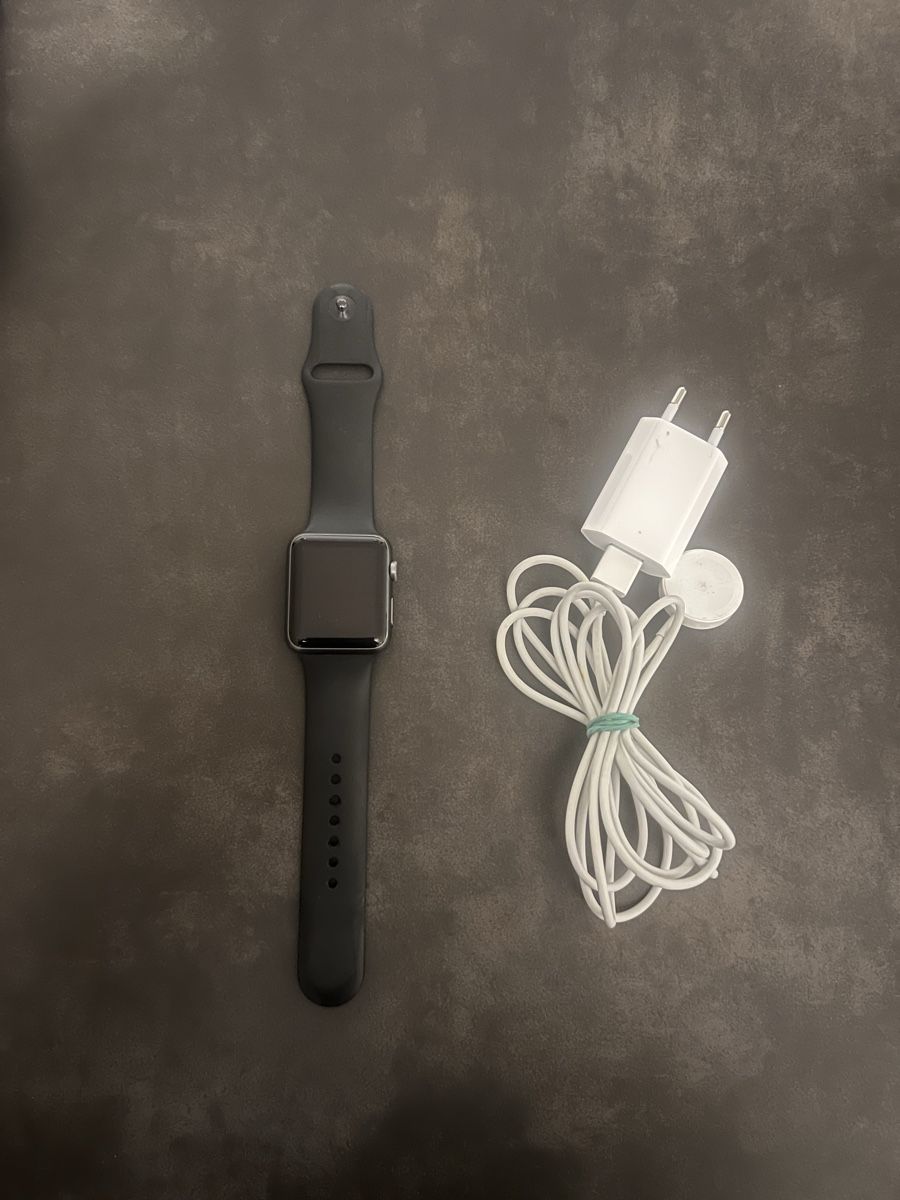 Apple Smartwatch: Apple Watch 1st generation, 42mm – Usato da Pully venduto da Afagone