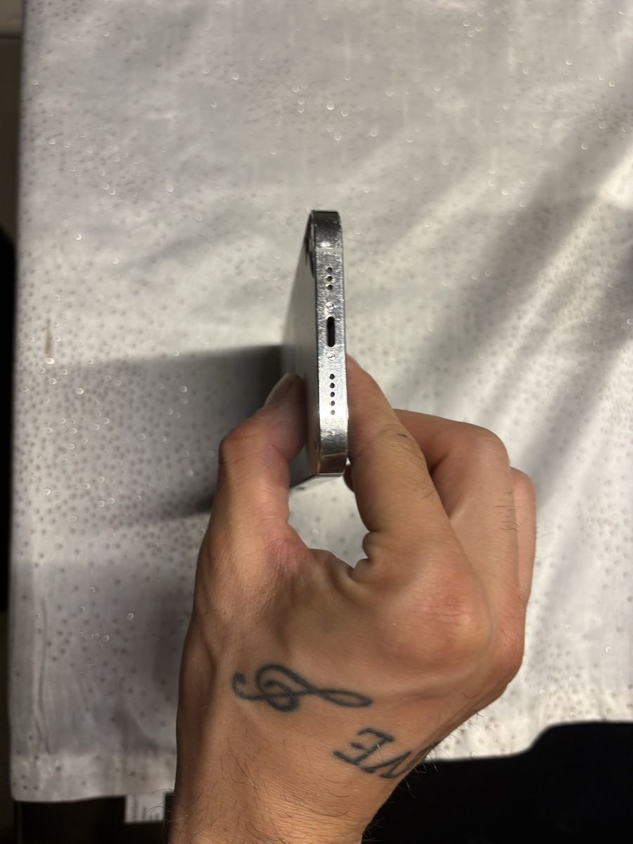 Apple Telefoni cellulari / Smartphones: iPhone 12 Pro  – Usato da Hölstein venduto da dar_bt9s 5
