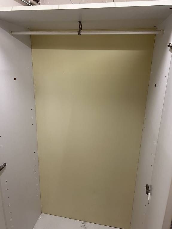 Schränke: Armoire avec penderie – Gebraucht aus Onex von Bazma 1