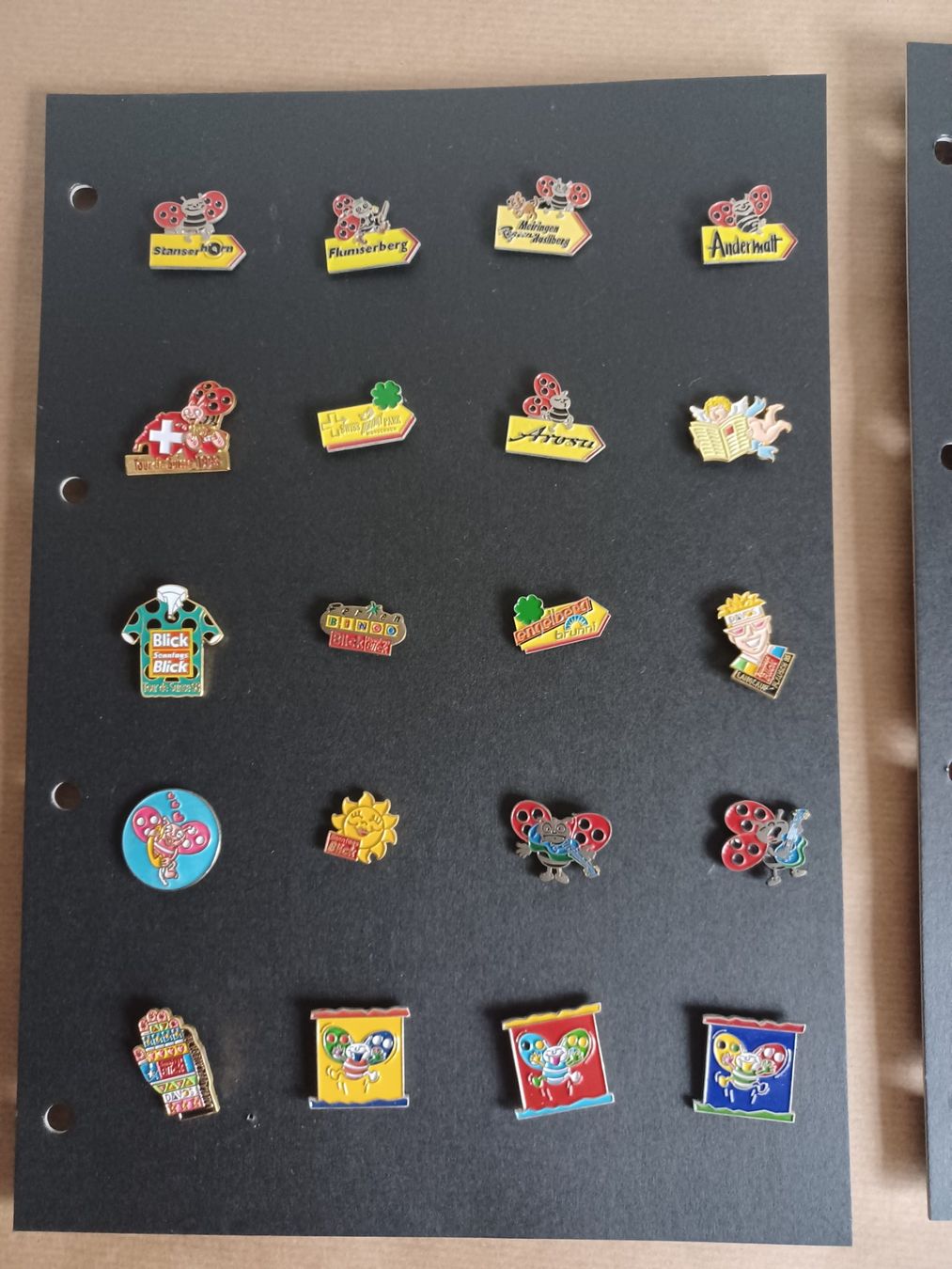 Swiss Placchette & Badge: a/40+ verschiedene Pins Blick/Käferli mit Verschluss – Usato da Hagendorn venduto da siwasi3 1