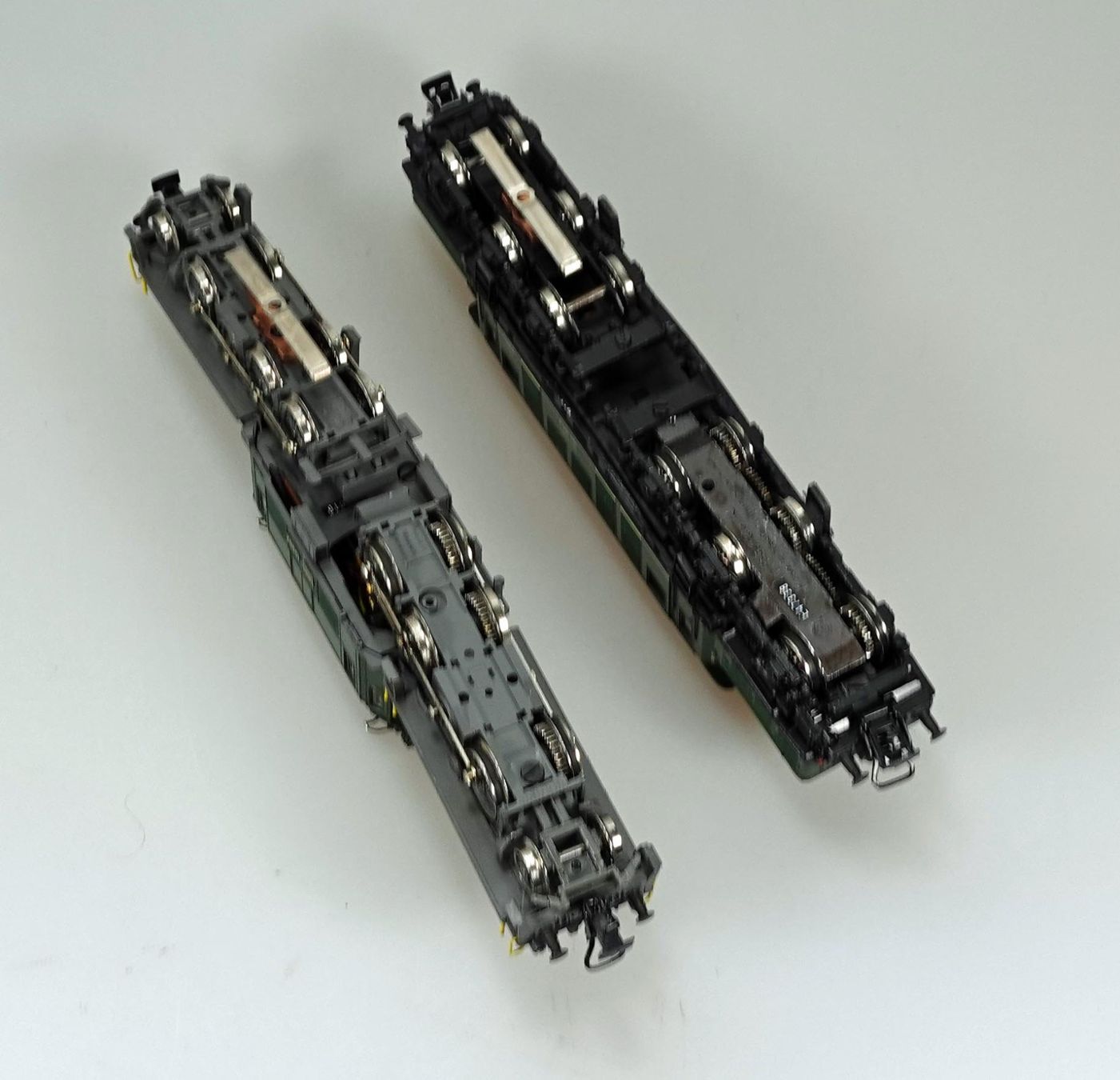Märklin Modellini di ferrovie: Märklin H0 3300, CH- und D-Krokodil – Usato da Niederglatt ZH venduto da bego8172 5