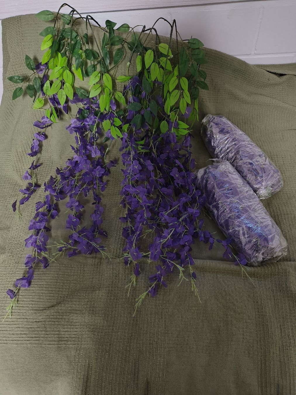 Tutte le decorazioni: Künstliche Blumen – Nuovo (secondo la descrizione) da Konolfingen venduto da Michchachela