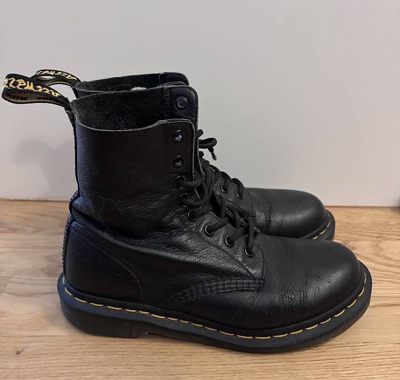 Scarpe da donna: Dr. Martens 1460 Pascal Schwarz  Gr. 37/ UK4 / US L6 – Usato da Kriens venduto da qch_2jjy 3