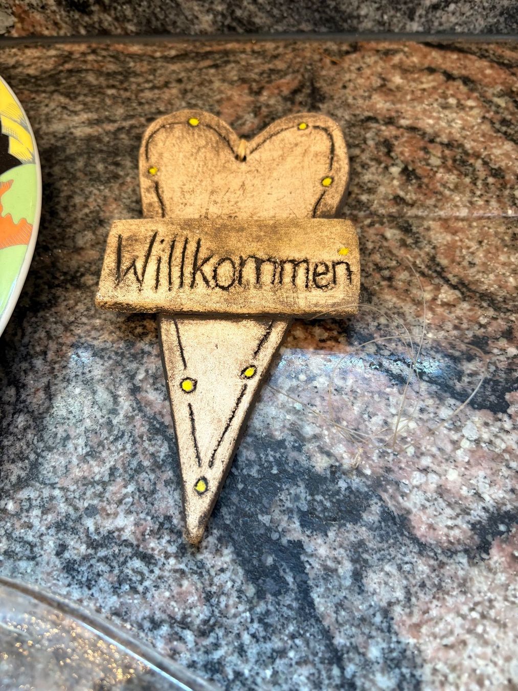 Tutte le decorazioni: Kunst-Teller, edle Vase, Tonfigur, Glasplatte – Nuovo (secondo la descrizione) da Dagmersellen venduto da Musikexperte06 4