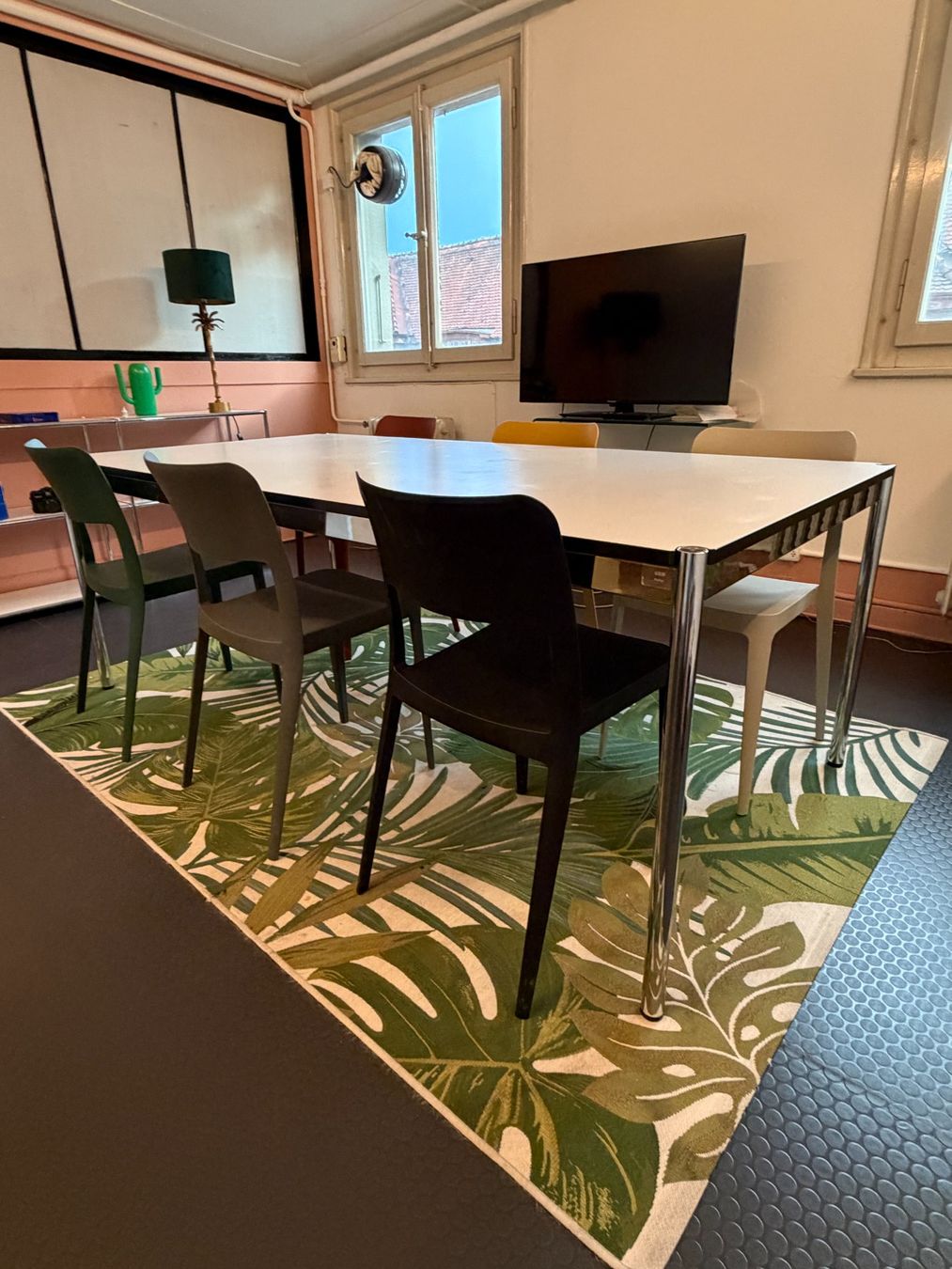 USM Tavoli: USM Haller Table 200x100cm Perlgrau – Usato da Fribourg venduto da elguero 1