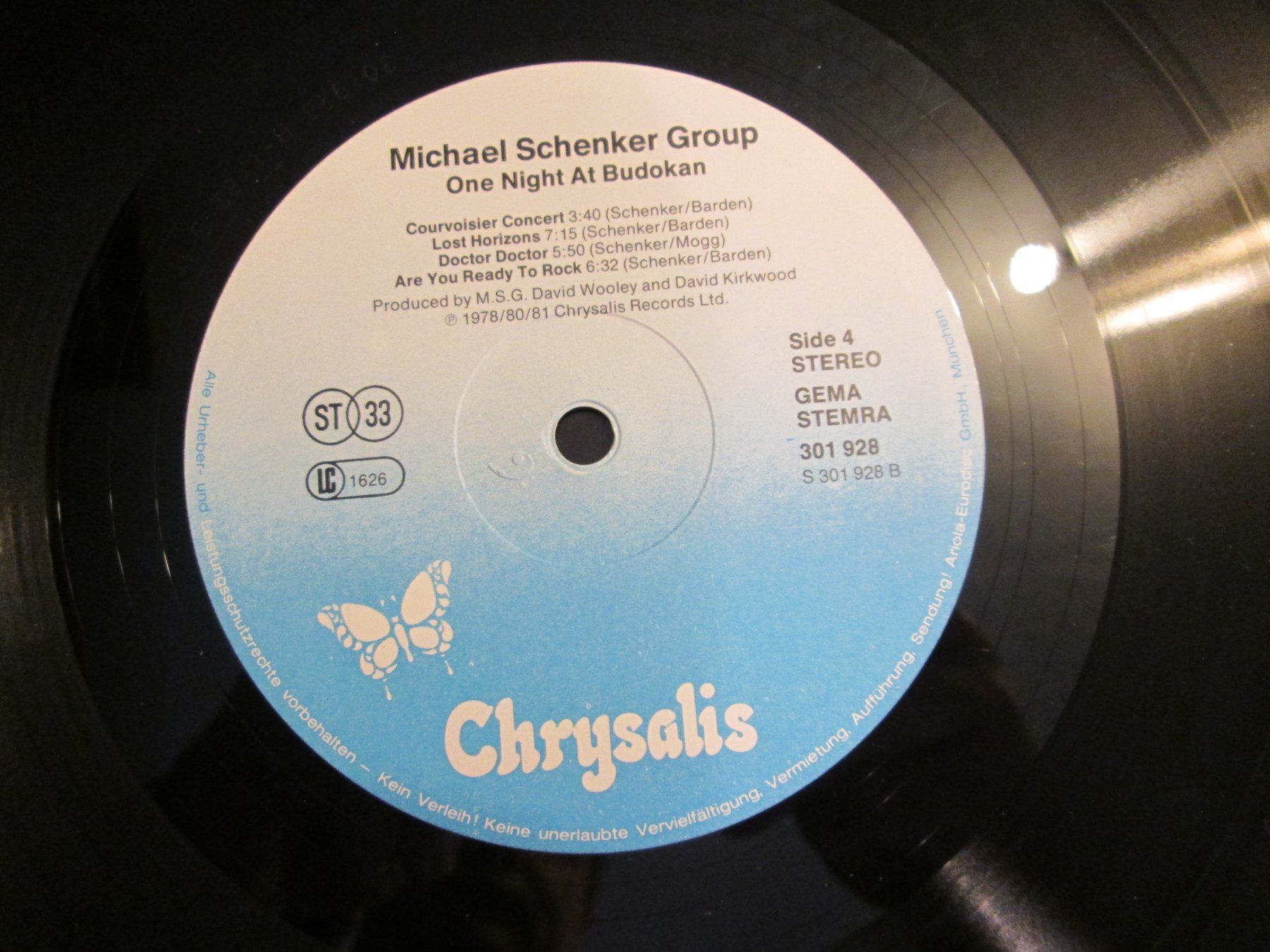 Vinyles: Double Vinyle 33t MSG "One Night At Budokan" 🤘🔥 – D'occasion à la Chaux-de-Fonds par Lampe 8