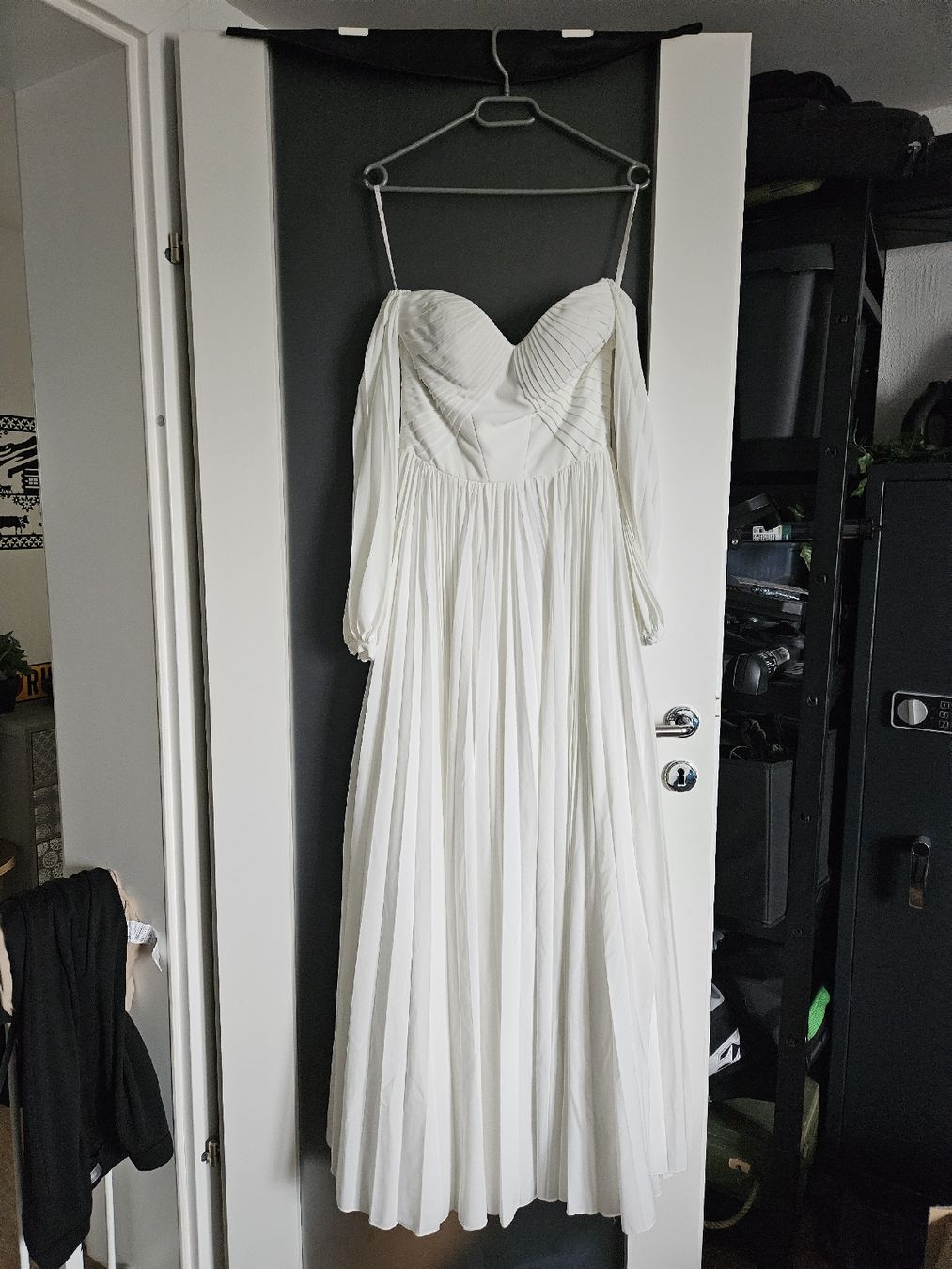 Kleider: Wunderschönes Hochzeitskleid, Grösse 36,  mit Tasche – Gebraucht aus Rüti ZH von mul_dn5f